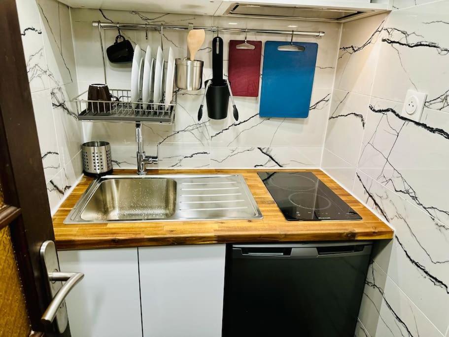 Apparemment Tour Eiffel- La Motte Picquet Grenelle Apartment Paris Bagian luar foto